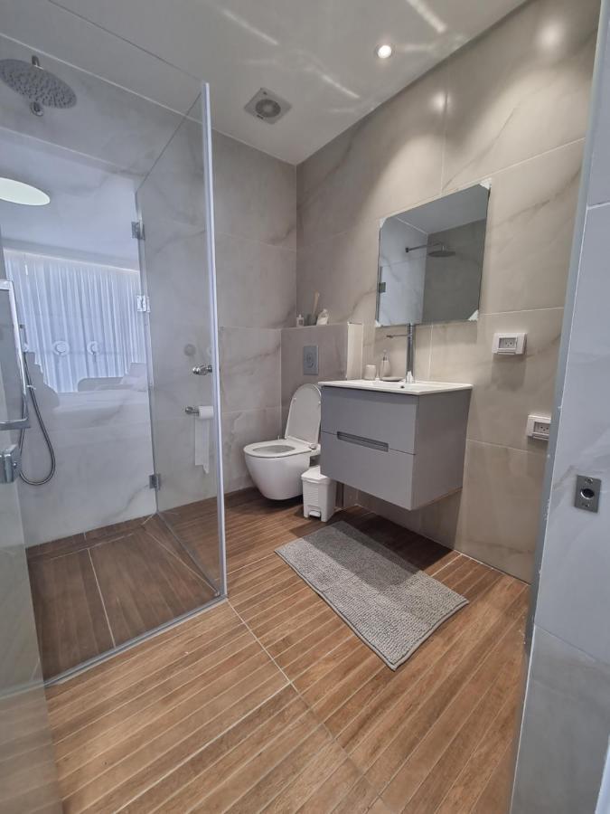 חוויה בכיכר Apartment Netanya Exterior photo