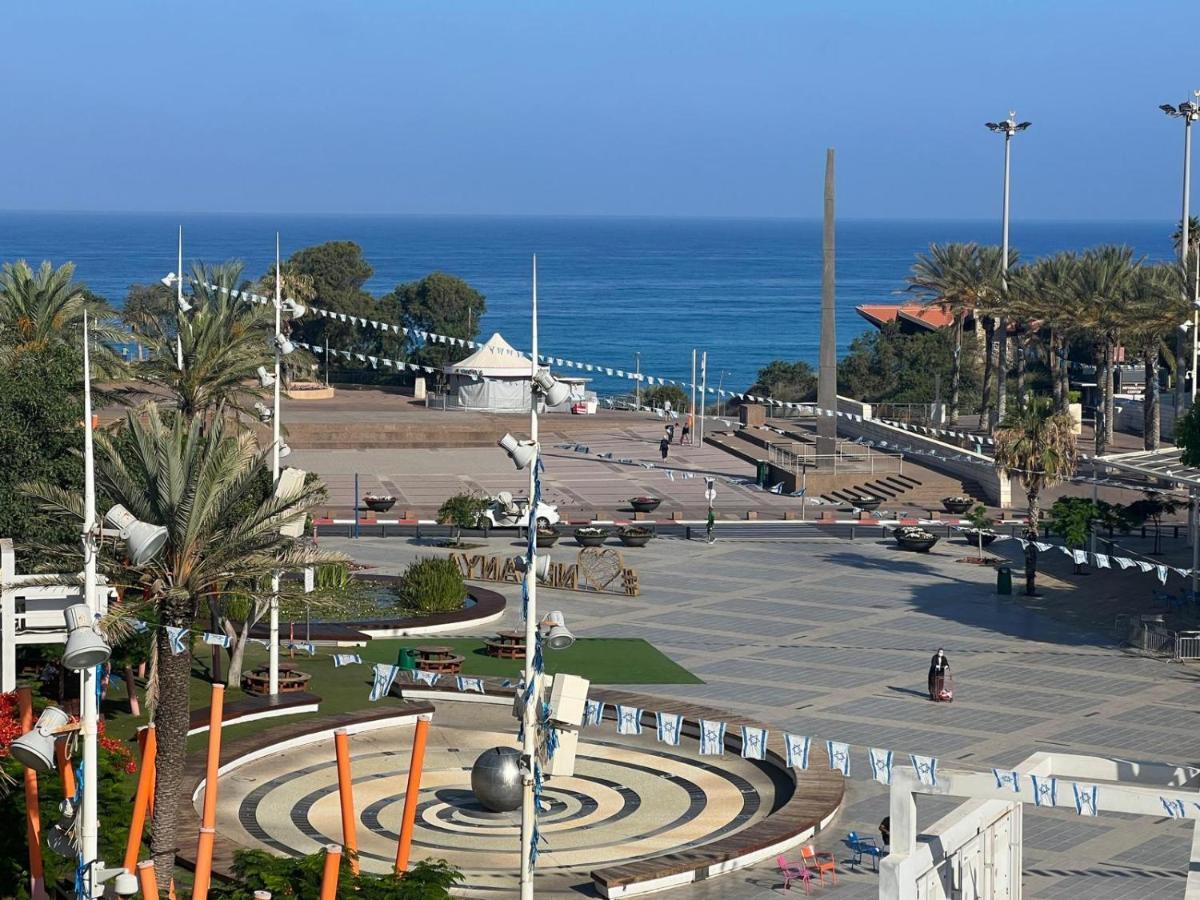 חוויה בכיכר Apartment Netanya Exterior photo